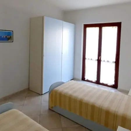 Apartment Villetta Parigi B *